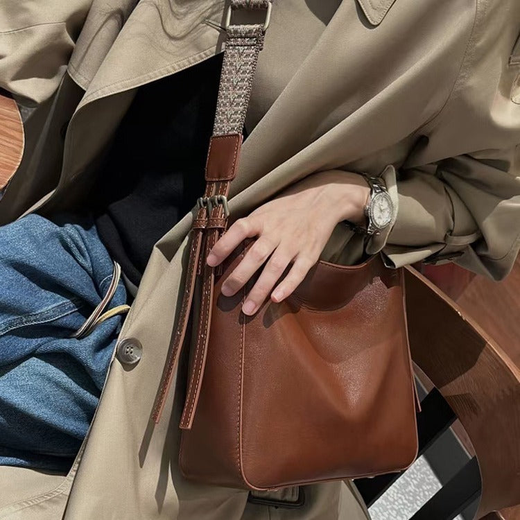Women's Large-capacity Leather Shoulder Messenger Bag
